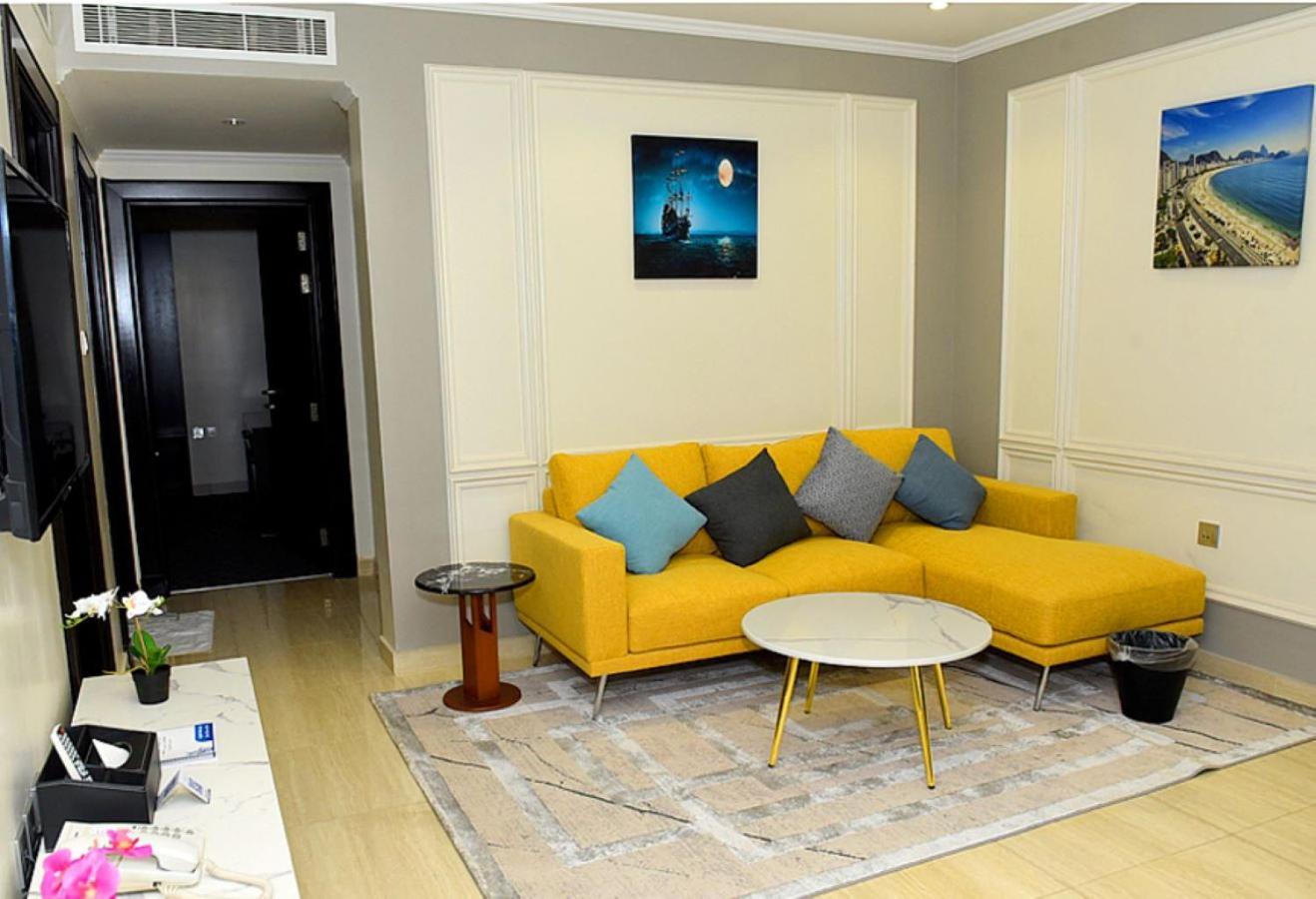 Art Suite Riyadh Luaran gambar